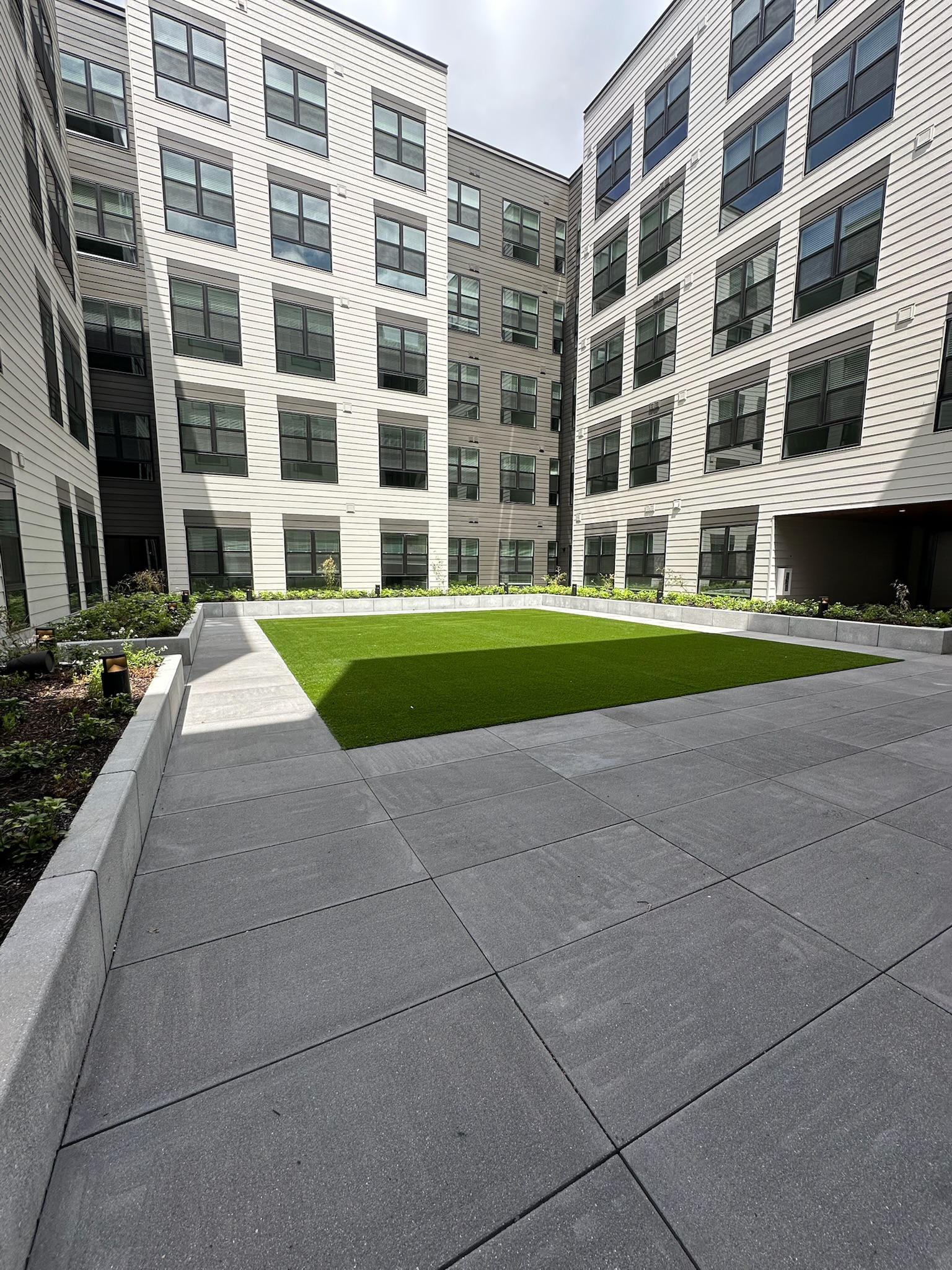 Rambler Columbus Courtyard