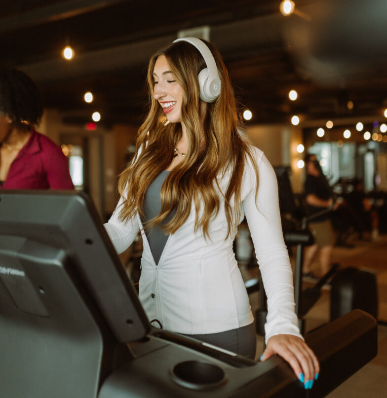 Girl on the treadmill at the Rambler Columbus fitness center